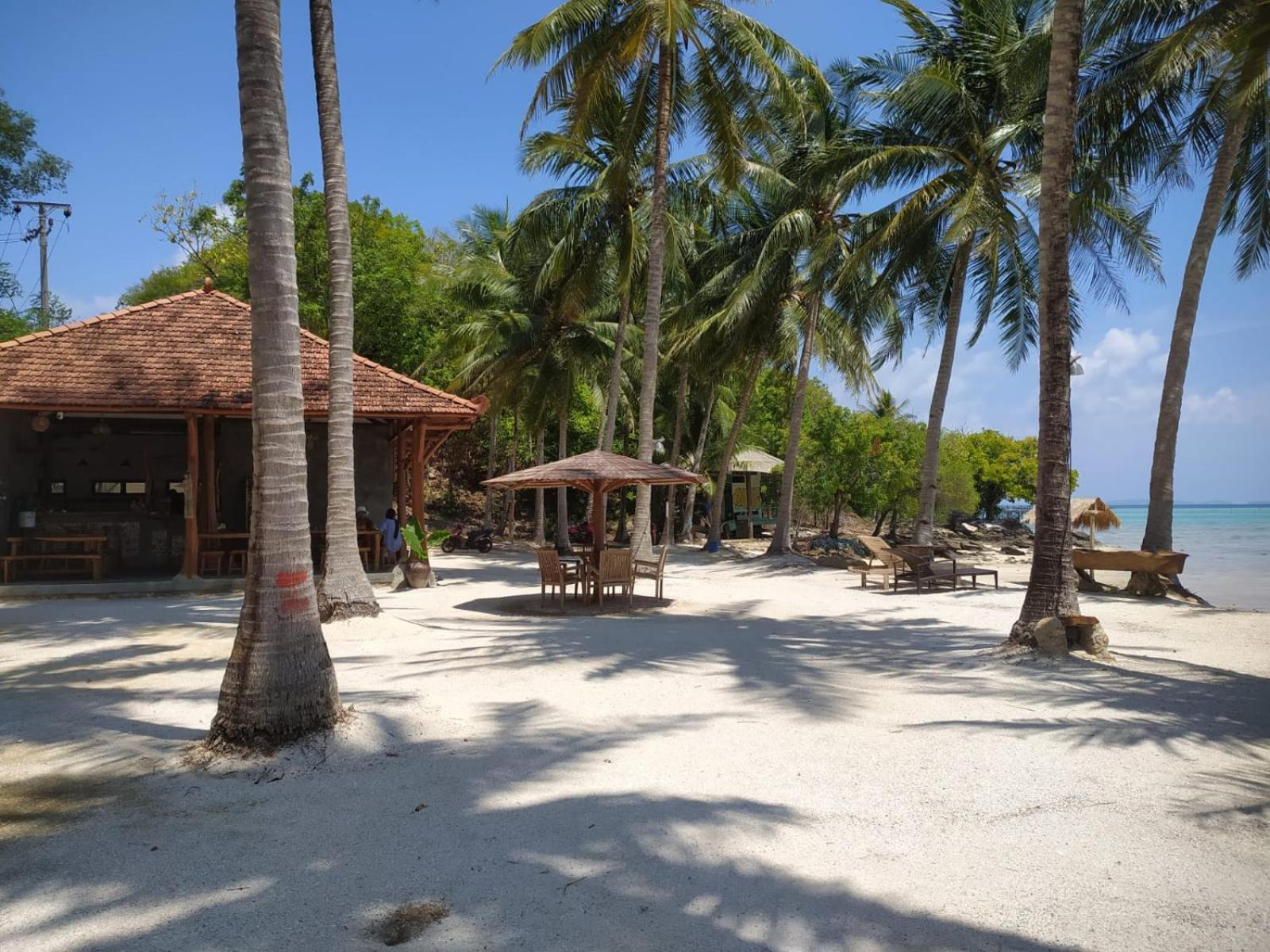فندق Eco Casa كاريمونجاوا المظهر الخارجي الصورة