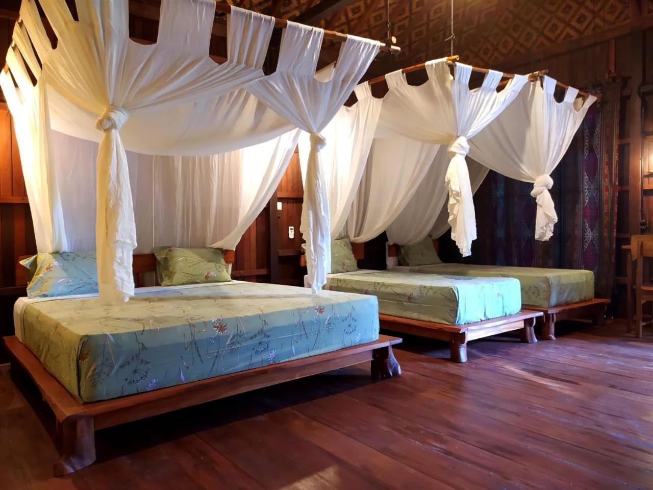 فندق Eco Casa كاريمونجاوا المظهر الخارجي الصورة
