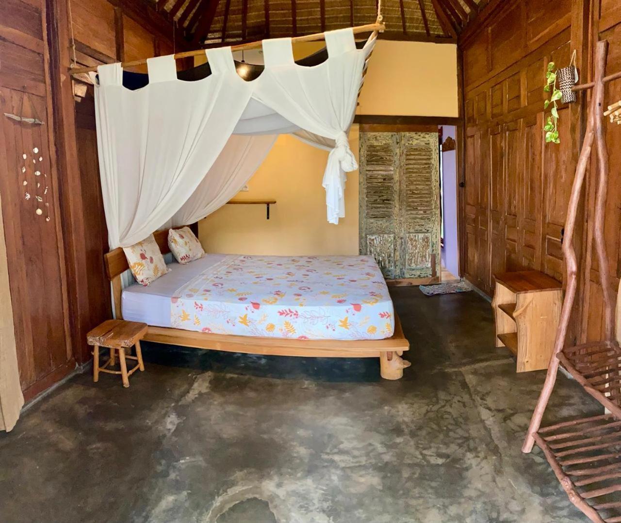 فندق Eco Casa كاريمونجاوا المظهر الخارجي الصورة
